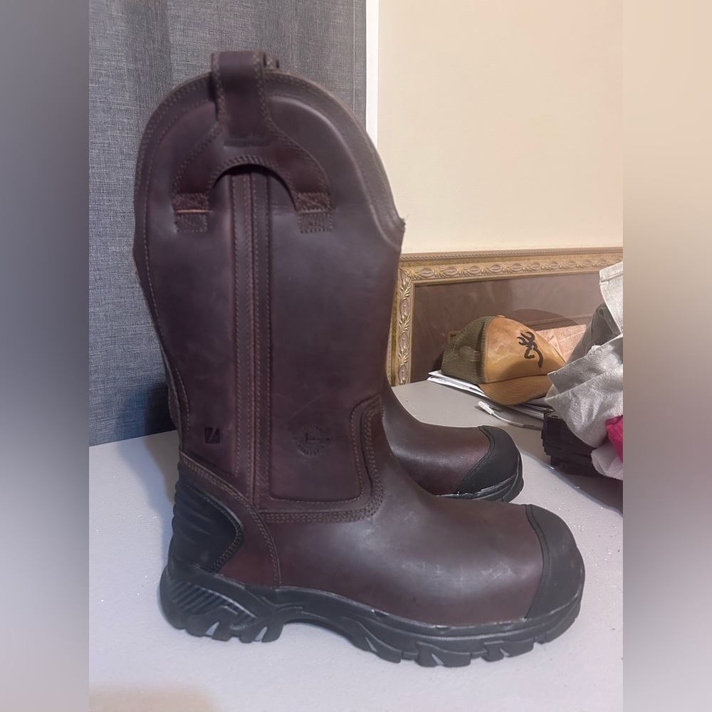 Justin boots waterproof composite toe men’s 9.5 new